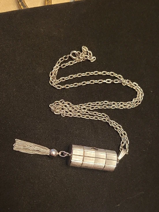 1960's Sliding Pendant Watch Rene Rochard RARE - Picture 3 of 12